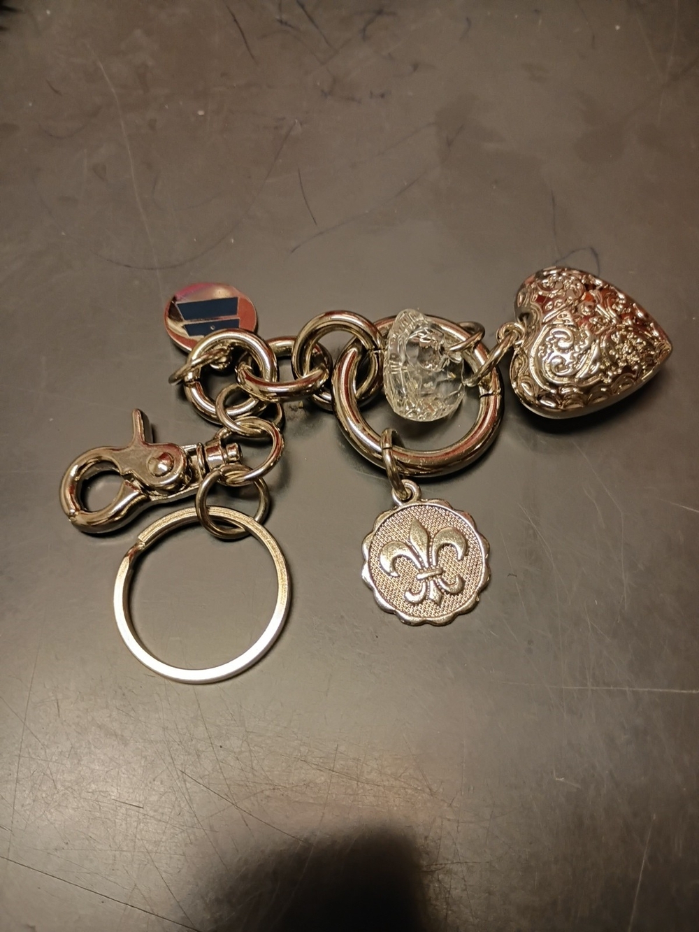Kathy Van Zeeland Silver-Tone Heart & Fleur-de-Lis Charm Keychain